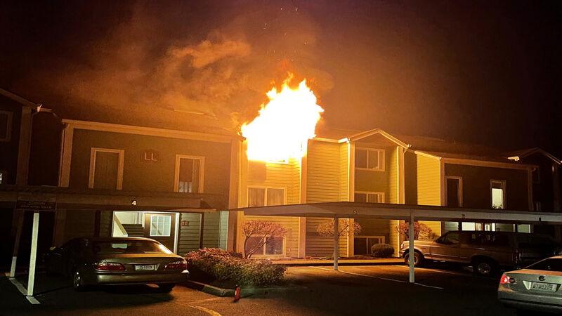 7 people displaced after fire breakouts inside Vancouver apartment | Local News