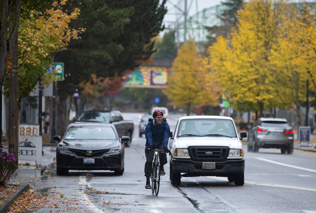 Columbia Street bike lane project revived with little fanfare by Vancouver council